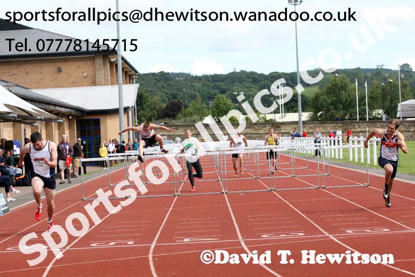 Senior mens 110 metres hurdles, EAP International Combined Events, Hexham Northumberland. Photo: David T. Hewitson/Sports for All Pics